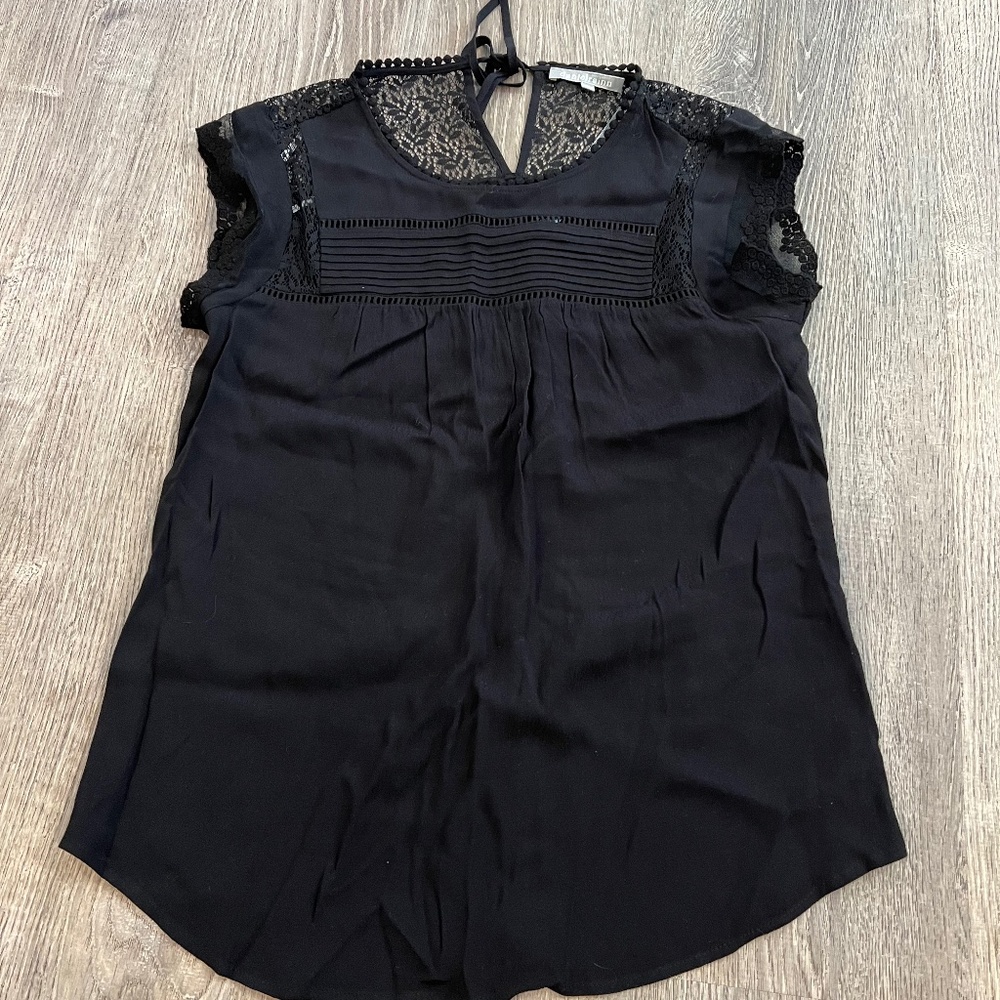 Daniel Rainn black blouse size small